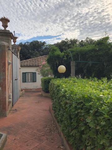 Room In Villa -Livorno - Montenero Ngoại thất bức ảnh